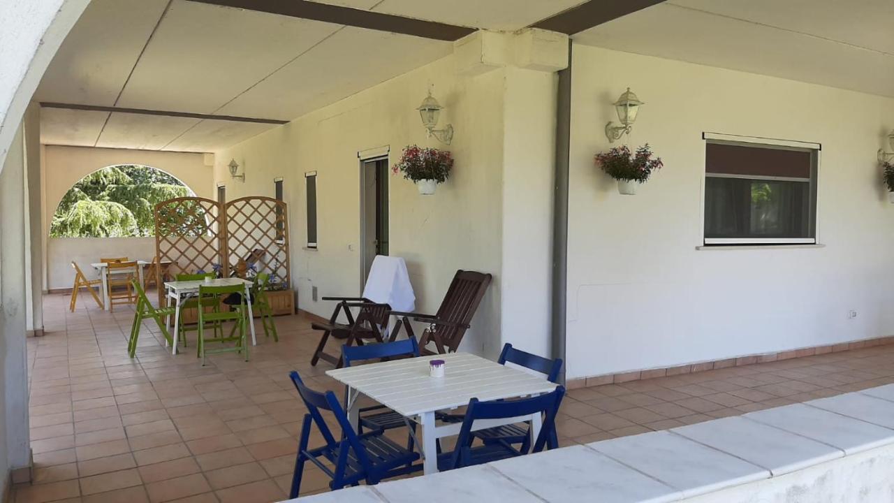 Bed and Breakfast "Cara Pace" In Collina Per Famiglie Montefiore Conca Exterior foto